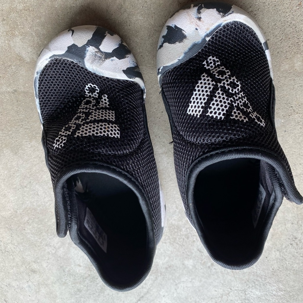 Toddler Boys size 6 adidas sandals or water shoes